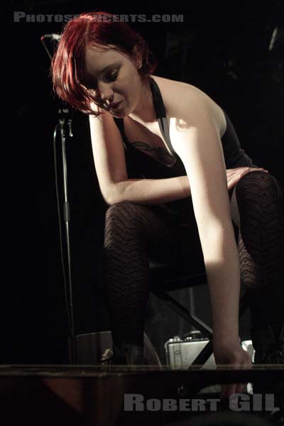 DEBORAH SAYS PLAY - 2008-10-23 - PARIS - La Boule Noire - 